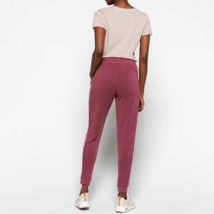 NWT Free People Movement Back into it Joggers in Merlot Size Medium FP Movement